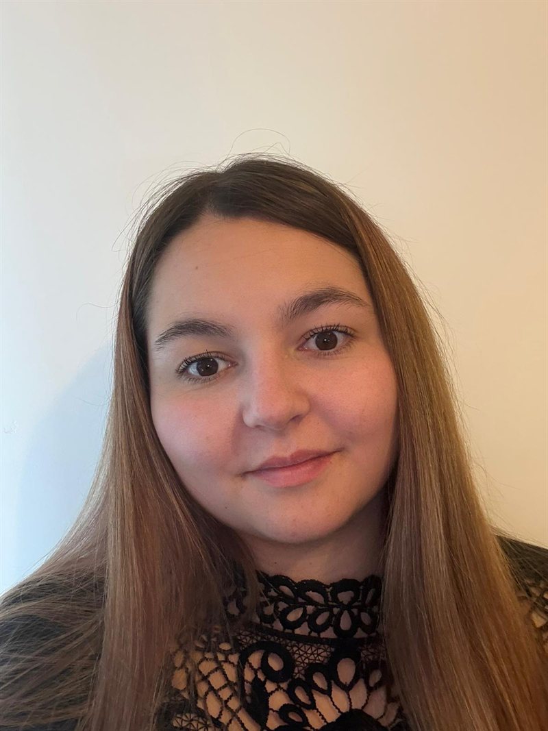 Eva, fondatrice d'Eva Gestion et assistante administrative pour auto-entrepreneurs